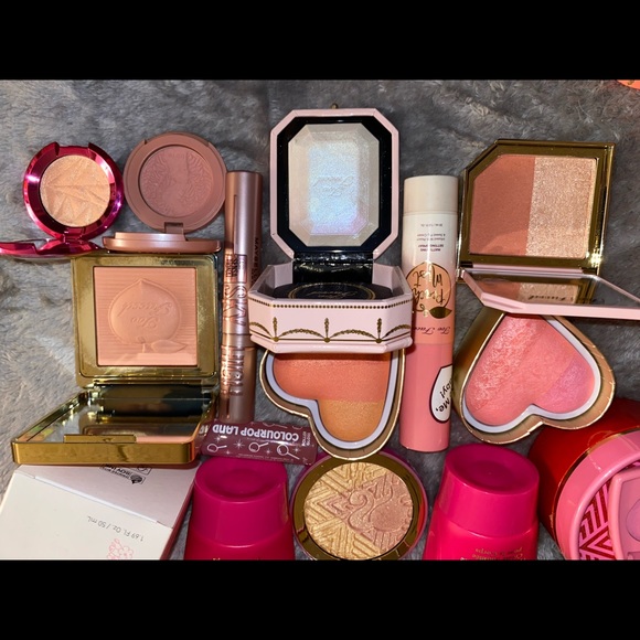 Highend makeup lot - Picture 12 of 12